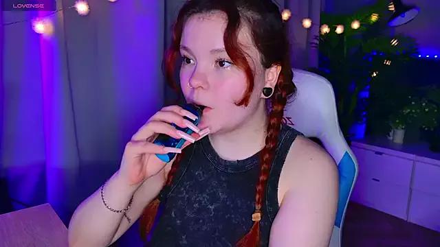 EnnySunrise on StripChat 