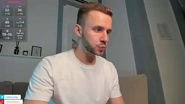EnriqueBarberry — cumSHOW :<
