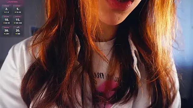 ErleneEggett on StripChat 