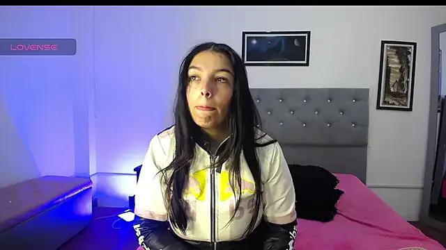 Esmeraldaa- on StripChat 