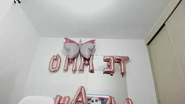 esmeraldamfc on StripChat 