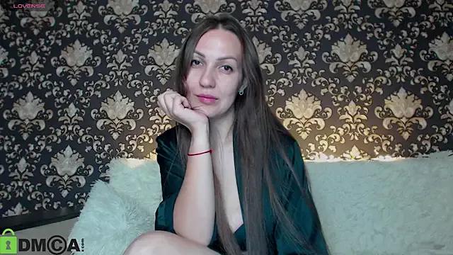 Estel_Loewe on StripChat 