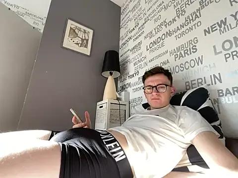 Eternelfrisson on StripChat 