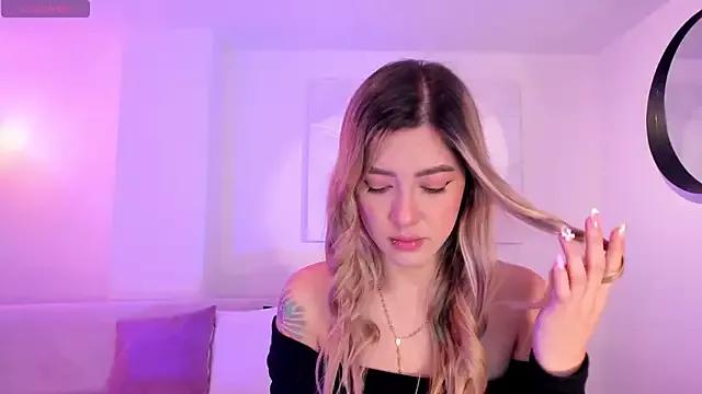 EveBensonX on StripChat 