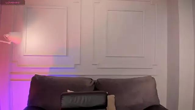 EveBensonX on StripChat 