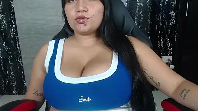 evelin_999_ on StripChat 
