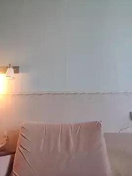 Evelina_cute on StripChat 