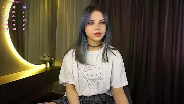 EvelyynLopez on StripChat 