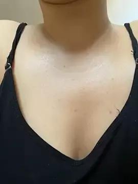 farah-36 on StripChat 