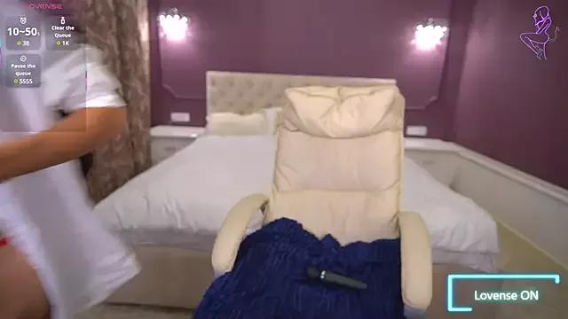 FataleNellie on StripChat 