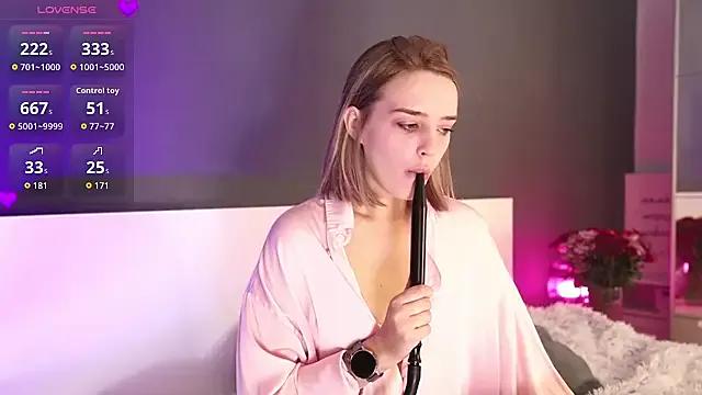 FieriiaDii on StripChat