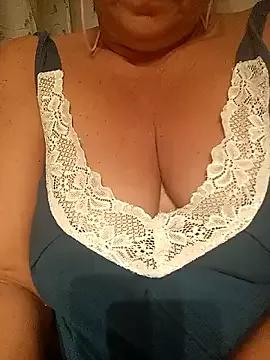fuffettina on StripChat 