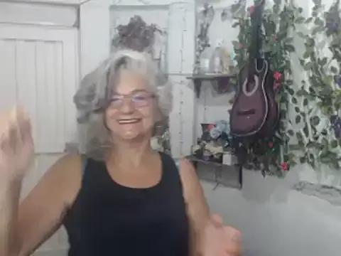 FunnyGrandma on StripChat 
