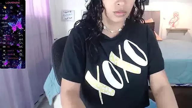 GabbieCutee_ on StripChat 