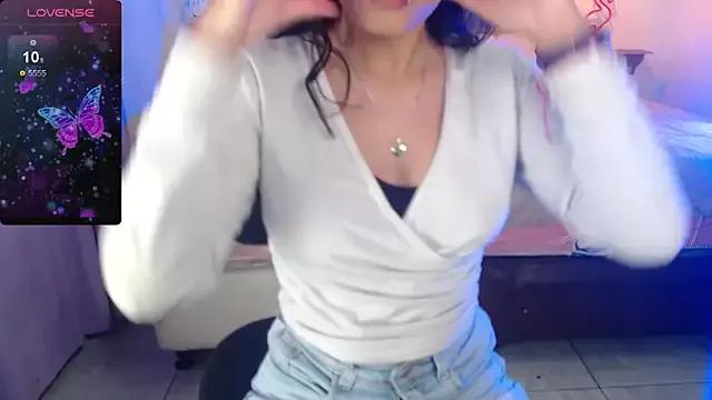 GabbieCutee_ on StripChat 