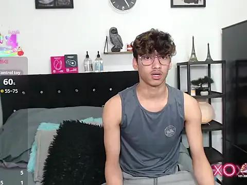 Gael_Jones on StripChat