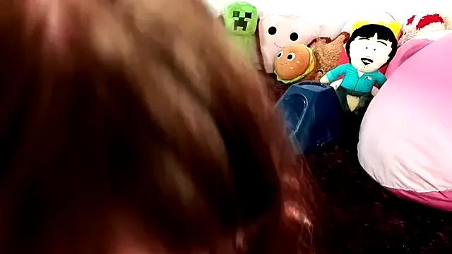 GamerGirlRoxyAndLee — make me cum 