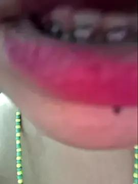 gatadeojosclaros — Show de mi pusy m pusy  con sorpresa