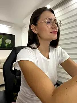 GiiirlPower on StripChat 
