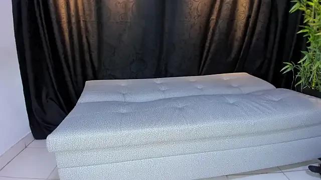 golden_girl_house — 2 finger in ass and suck cock same time