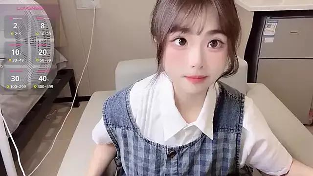 guoguo-77 on StripChat 