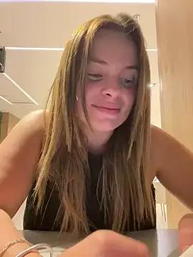 gynna_kimera on StripChat 