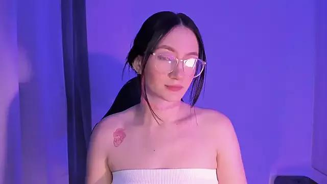 haanna_thompsoon on StripChat 