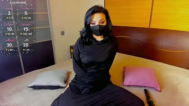 habibi_moon — shirt off