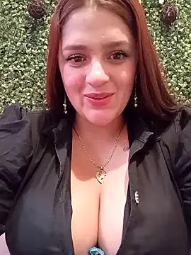 hanna-a on StripChat 