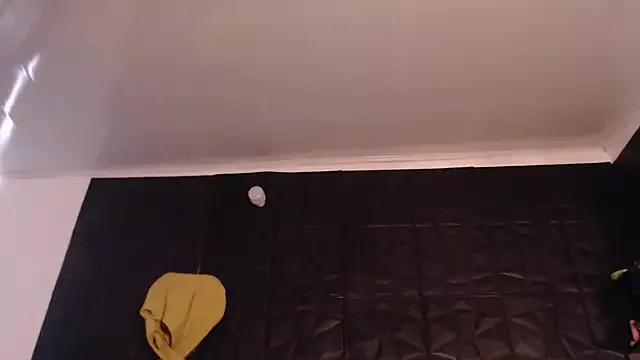 Hanna_Fox_69 on StripChat 