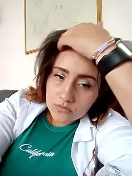 hanna_sky1 on StripChat 