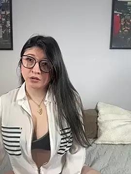 hannaasweet on StripChat 