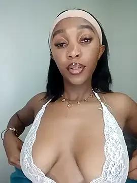 Hannah_107 — Freechat on StripChat