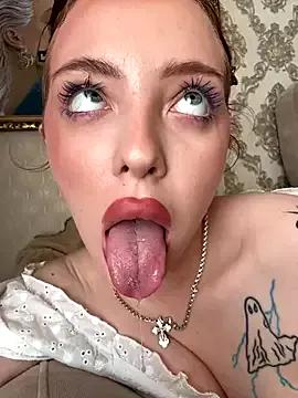 Hannah_xBaby on StripChat 