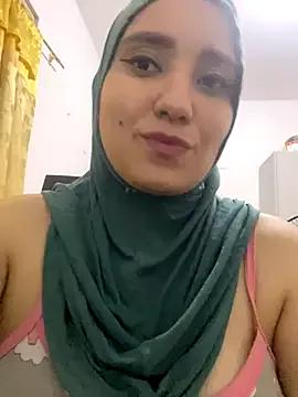 hannahayat on StripChat 
