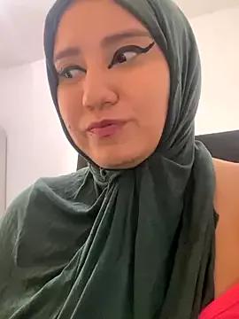 hannahayat on StripChat 