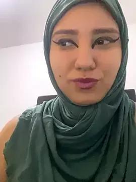 hannahayat on StripChat 