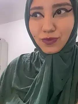 hannahayat on StripChat 