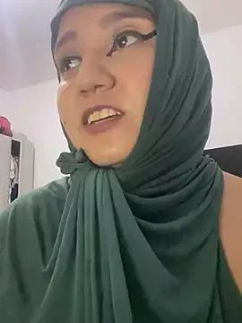 hannahayat on StripChat 