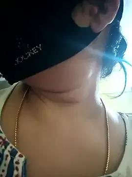 heenage on StripChat 