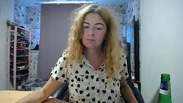 Helen1974 — Upskirts!