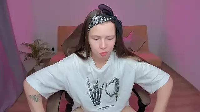 HelloRoxy on StripChat 