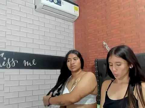 hellosexx25 on StripChat 