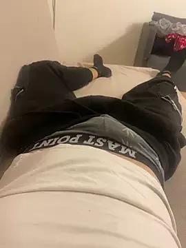 Holly-97 on StripChat 