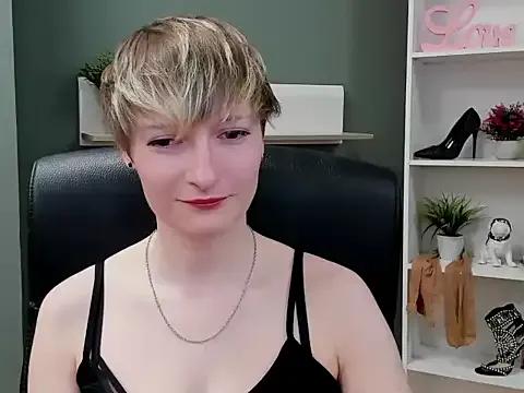 hottieBlair on StripChat