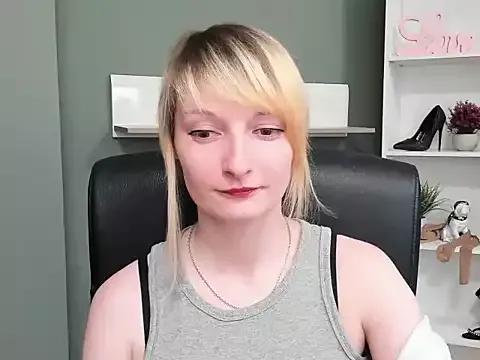 hottieBlair on StripChat 