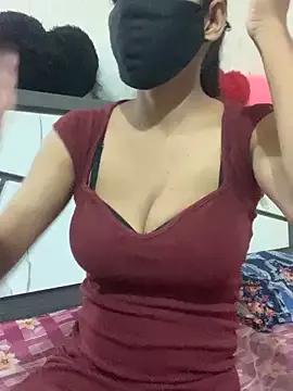 hottiess69 on StripChat 