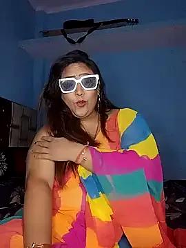 hotyishaa on StripChat