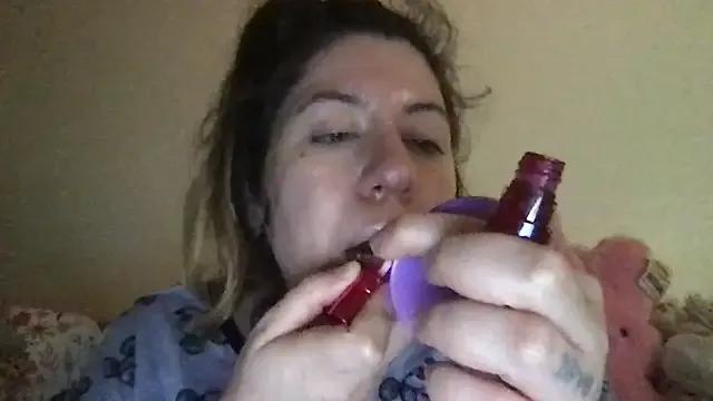 HYPHYtype — BOOB JOB lol