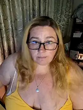 Iceprincess2bad4u — MAKE ME SQUIRT